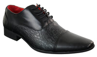 Zapatos de hombre de piel sintética negra brillante con charol.