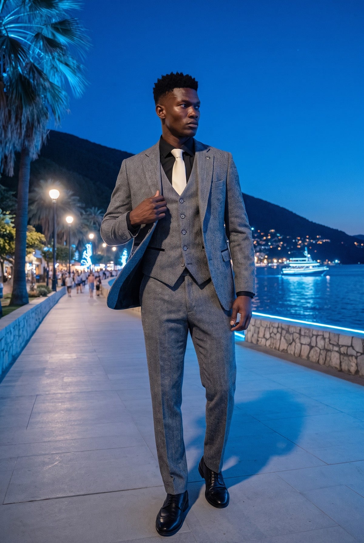 Look #975 styled with IM41 - Traje de tres piezas de tweed con estampado de espiga gris para hombre