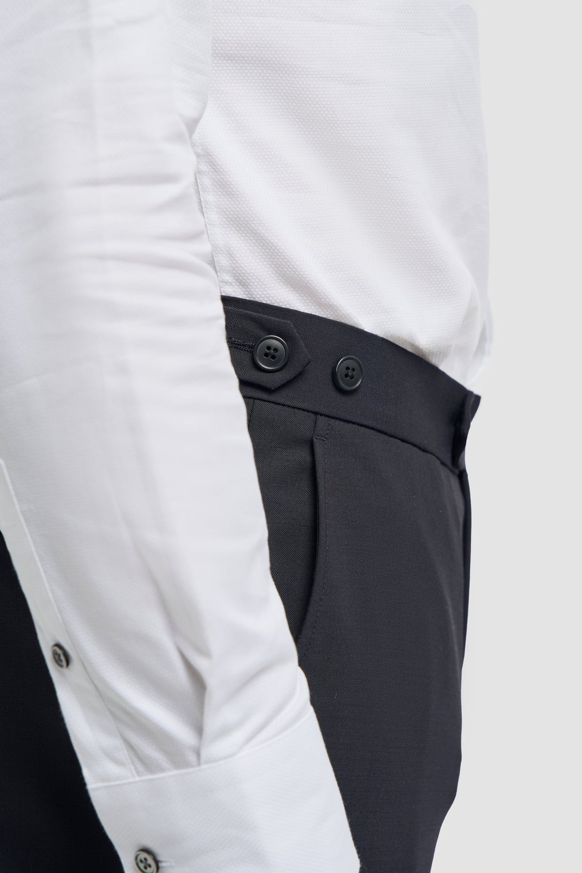 Aspen - Pantalones clásicos azul marino lisos para hombre