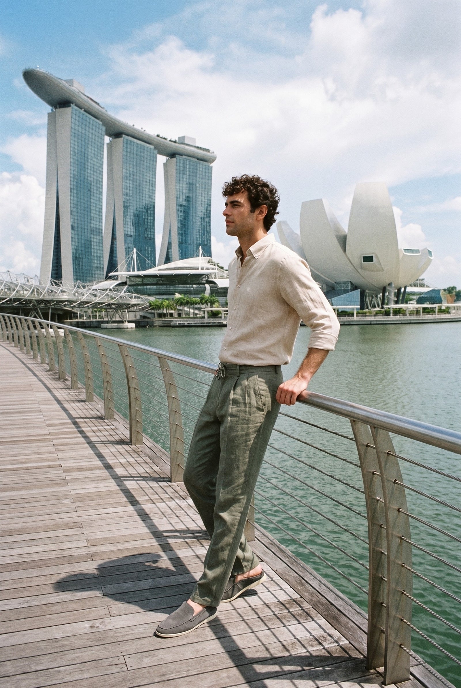 Look #877 styled with Camisa de hombre de lino puro color beige, manga larga, con botones, ideal para el verano.