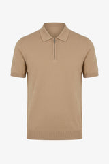 Polo de punto beige con cremallera en el cuello para hombre