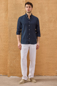 Camisa de hombre azul marino de lino puro, manga larga, con botones, ideal para el verano.