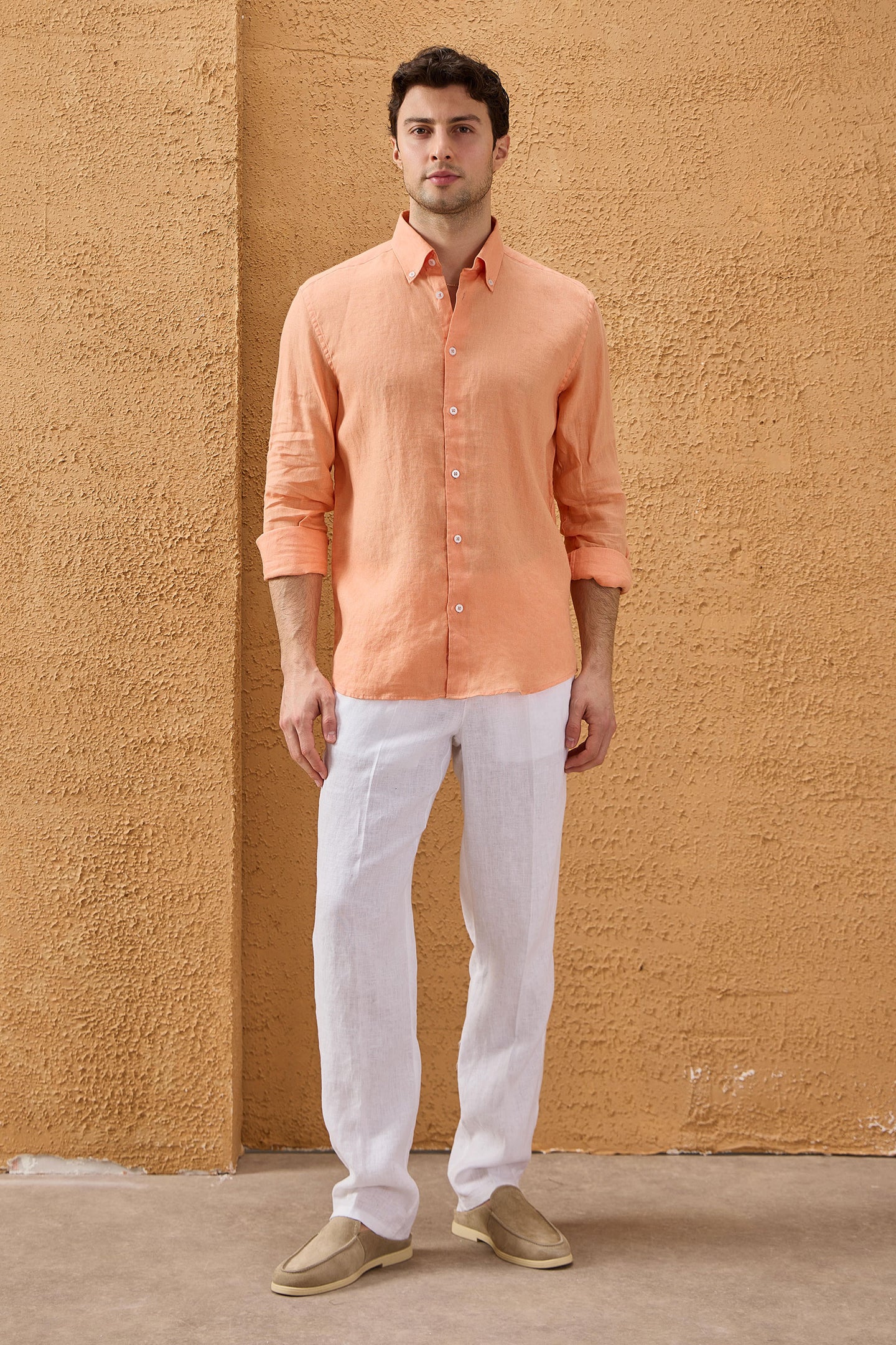 Camisa de hombre de lino puro color naranja, manga larga, con botones, ideal para el verano.