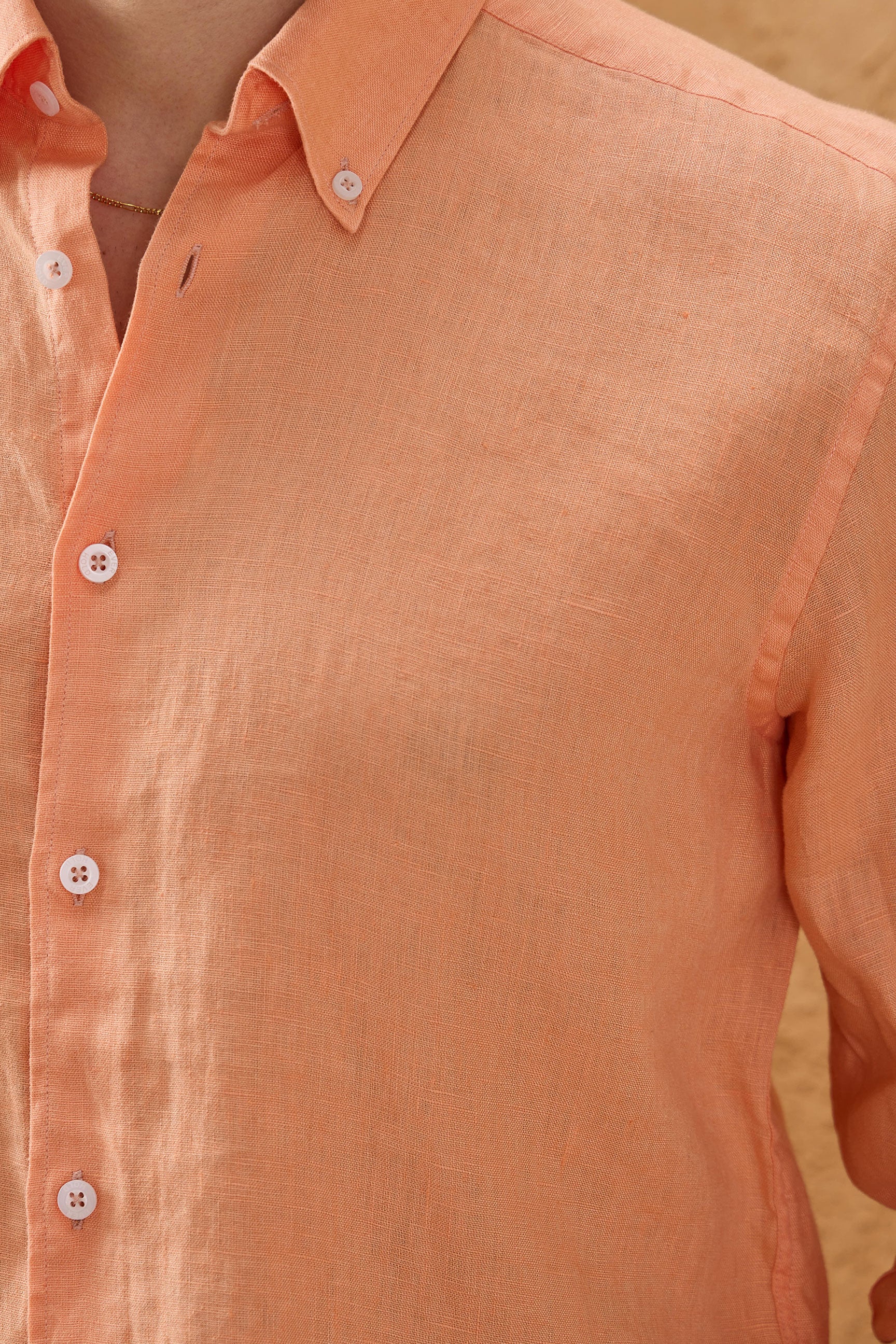 Camisa de hombre de lino puro color naranja, manga larga, con botones, ideal para el verano.
