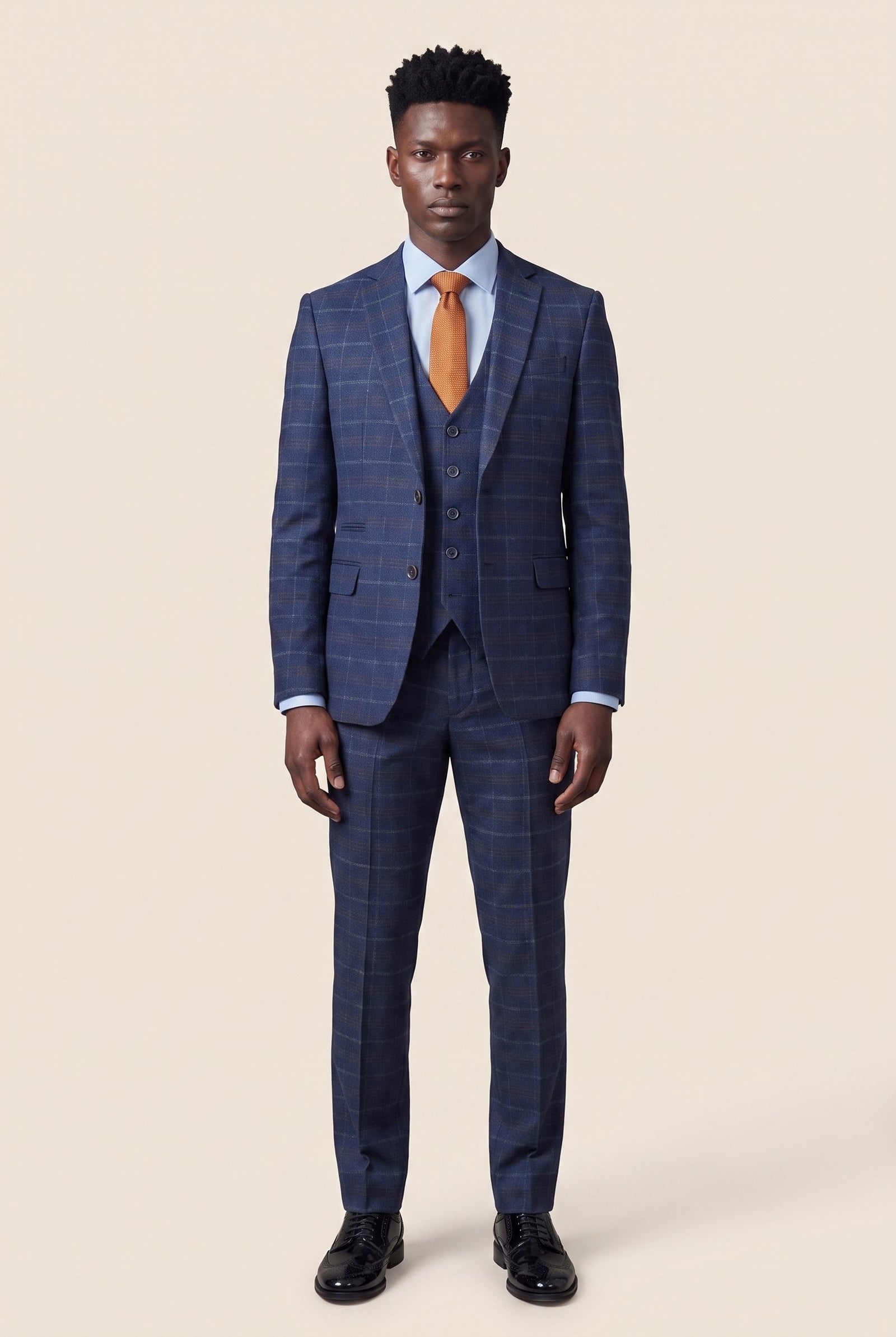 Look #979 styled with Traje de tres piezas a cuadros azul marino para hombre - Paul Andrew Kenneth