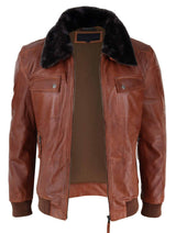 Chaqueta de cuero de piloto para hombre, color marrón óxido lavado, con cuello de piel extraíble y corte ajustado.