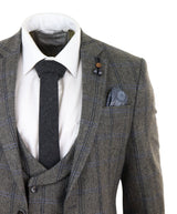 Traje de tweed de 3 piezas a cuadros grises