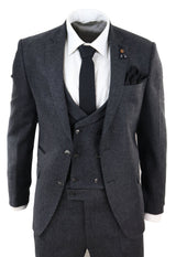 Traje de tres piezas de tweed gris oscuro
