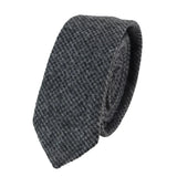 281 - Corbata y pañuelo de lana tweed de espiga color carbón para hombre de 2"