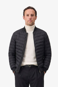 Chaqueta bomber acolchada ligera con cremallera para hombre, color negro.