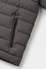 Chaqueta acolchada ligera con capucha y cremallera para hombre, color gris.