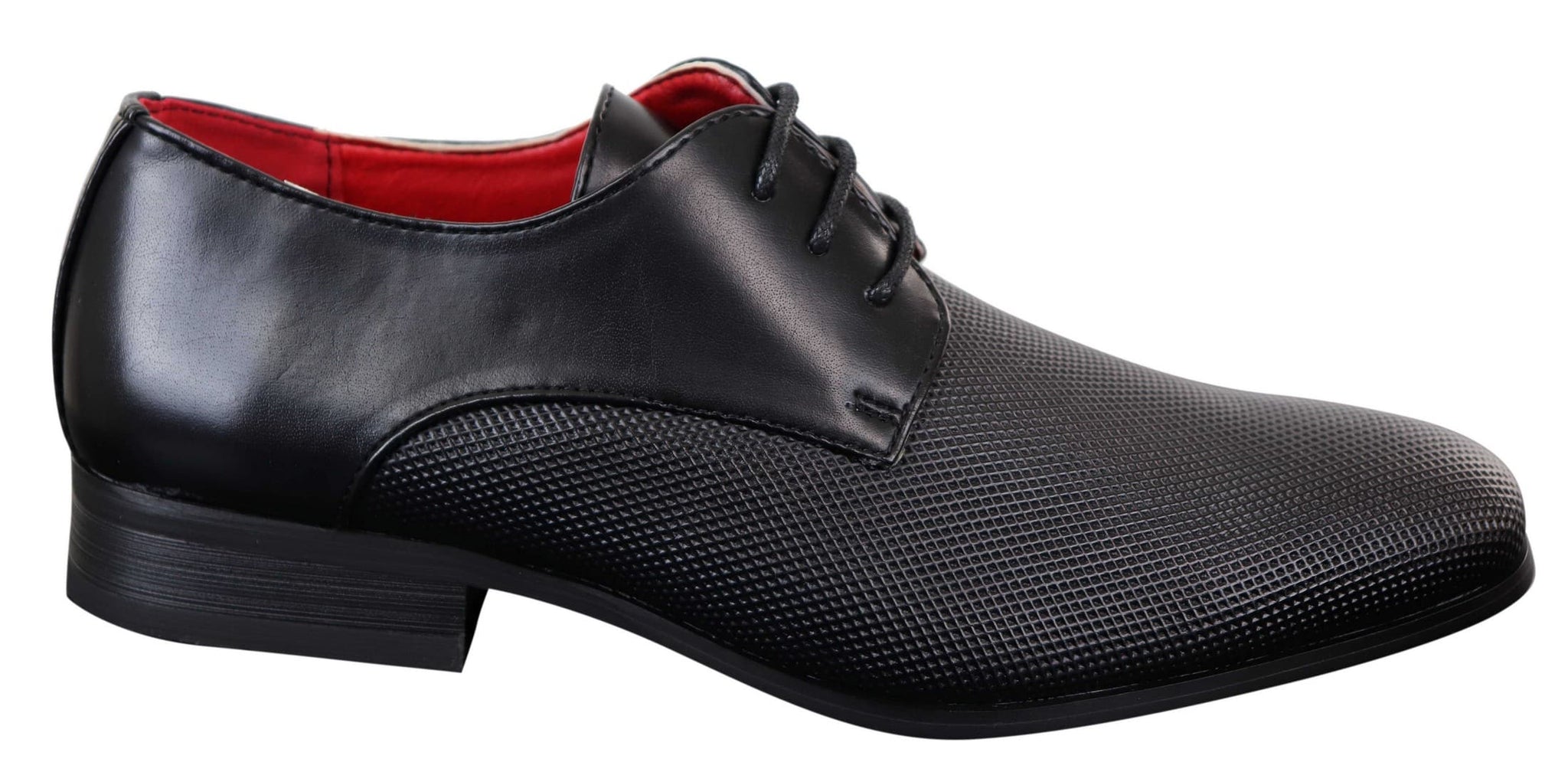 Zapatos de hombre negros de piel sintética con cordones