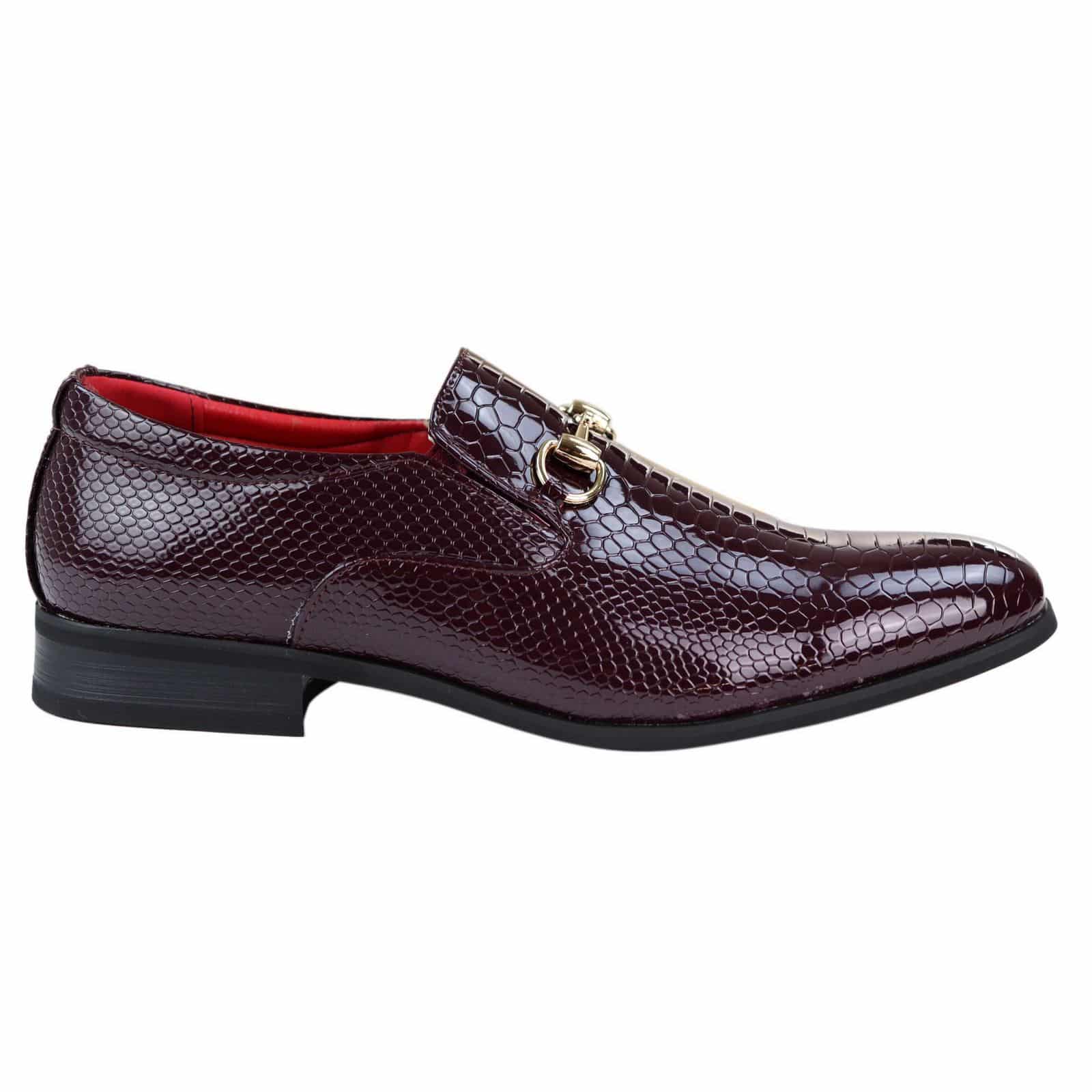Zapatos de hombre de piel sintética con estampado de serpiente y charol - Vino