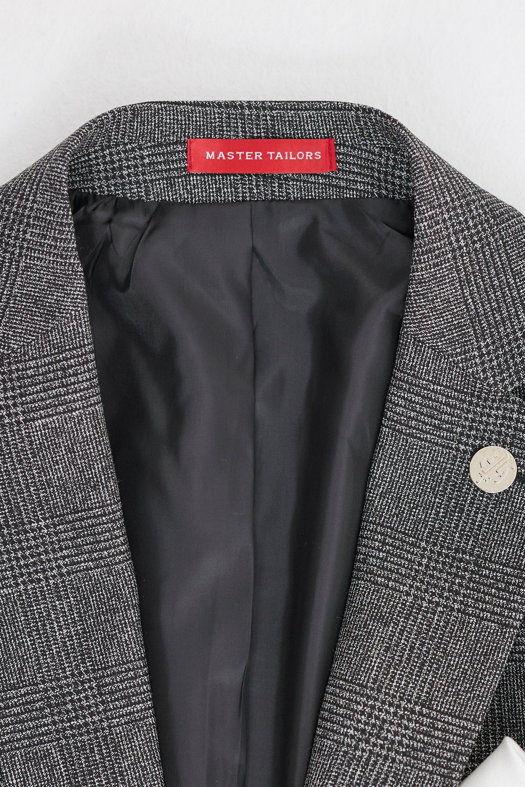 Traje de tres piezas para hombre, color gris con estampado de cuadros Glen.
