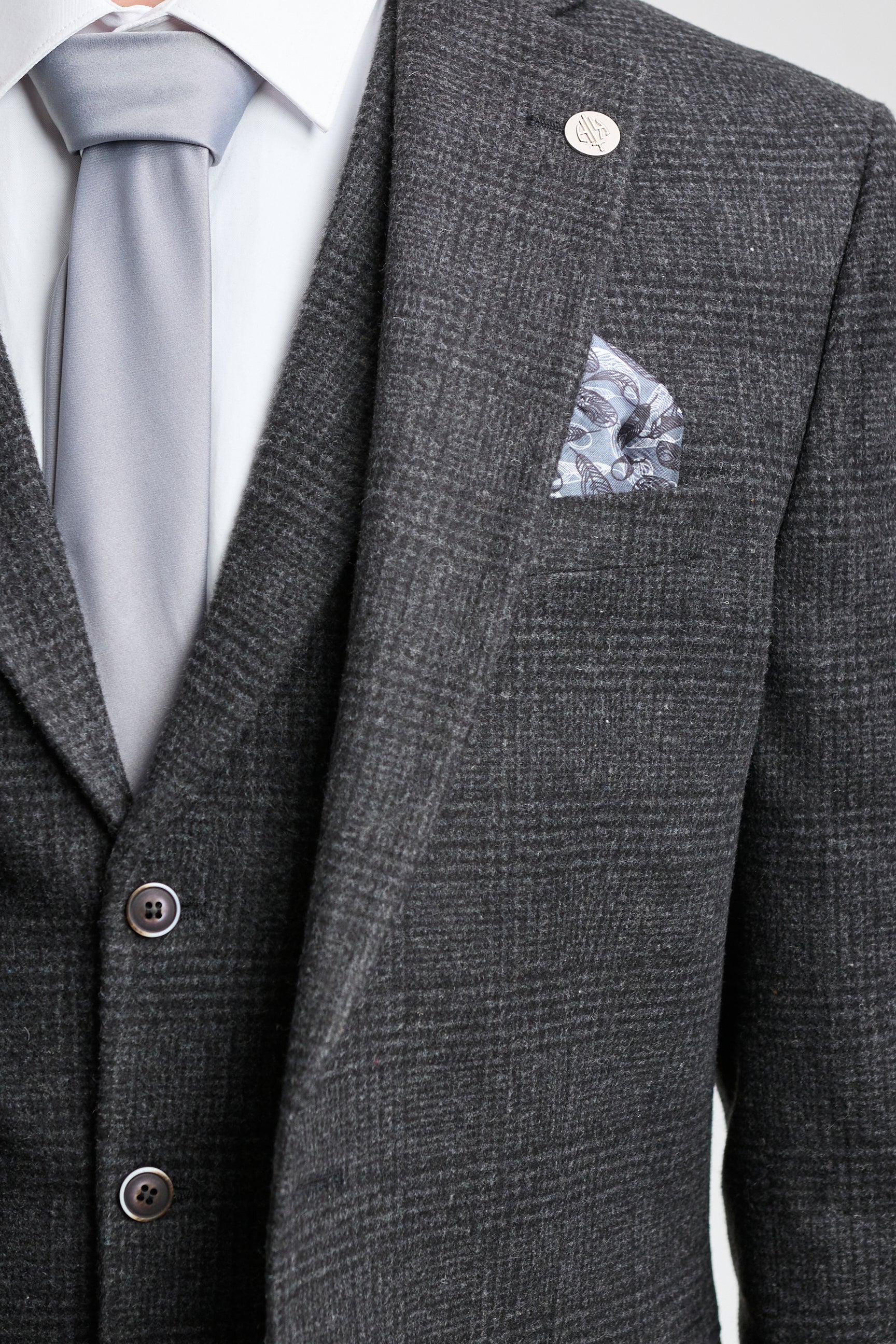 Traje de tres piezas para hombre, negro, con estampado de cuadros Glen.
