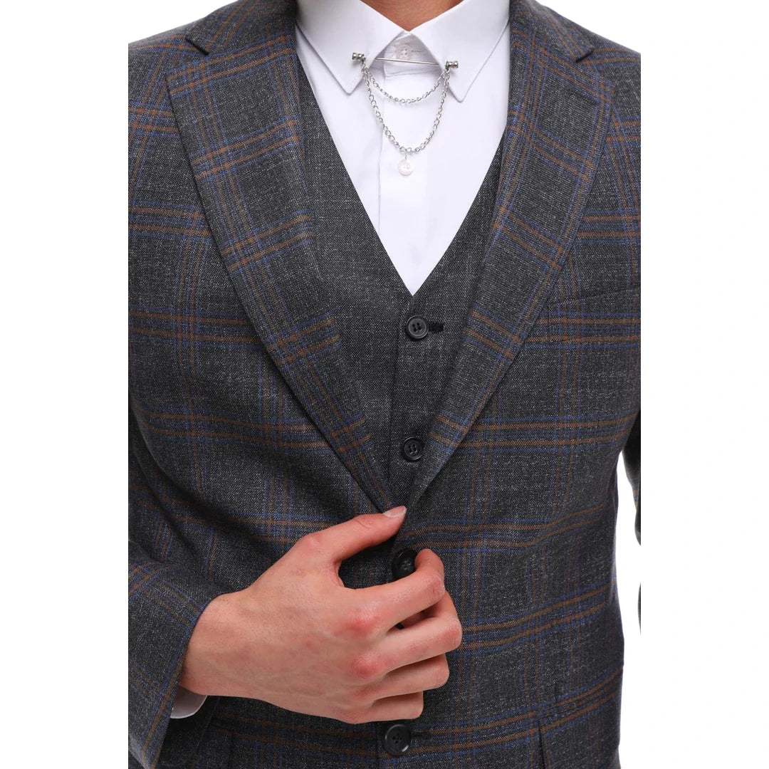 Traje de hombre de 3 piezas, gris y marrón a cuadros, corte entallado, para bodas, graduaciones y carreras de caballos.