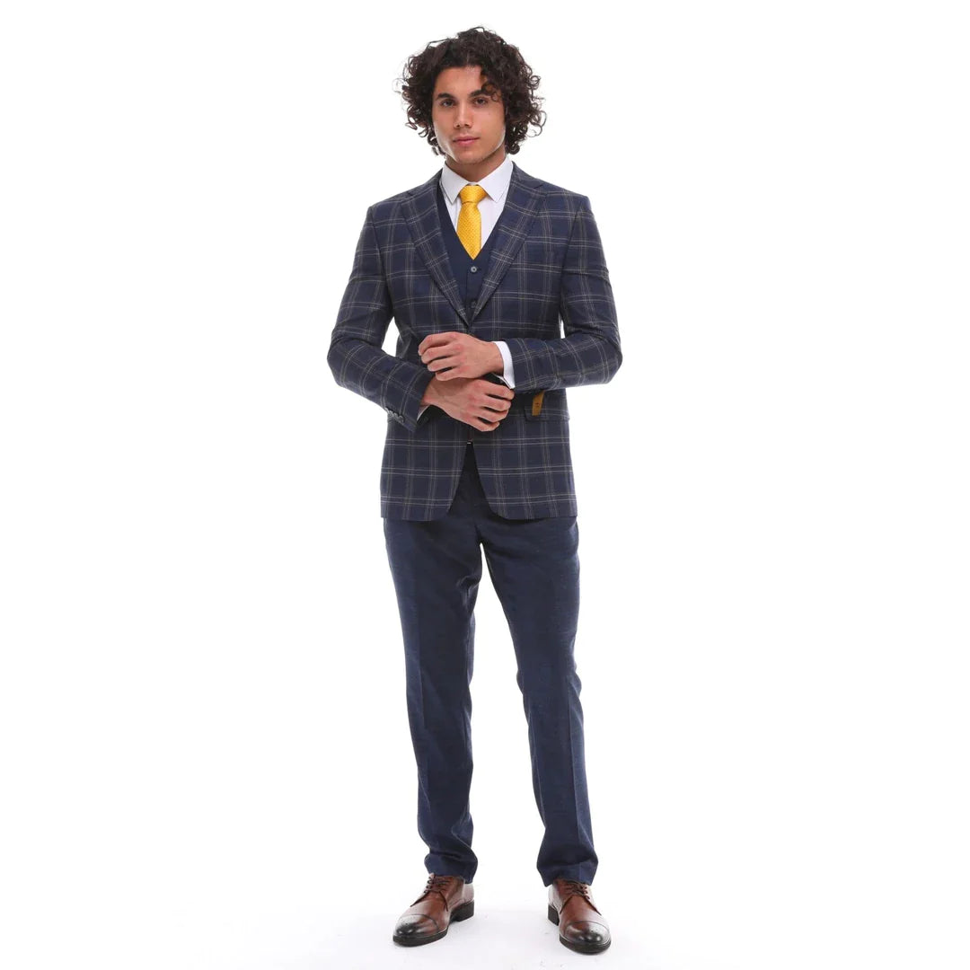 Traje de hombre de 3 piezas, azul marino, gris y marrón a cuadros, chaleco y pantalón en contraste.