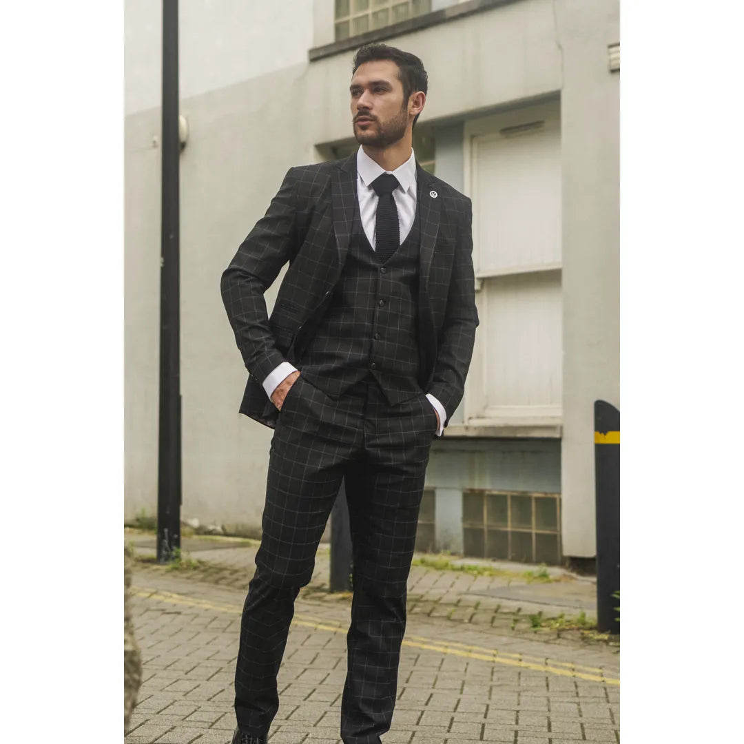 Traje de tres piezas IM3 para hombre, negro, a cuadros, de corte entallado.