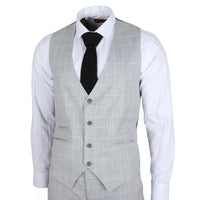 Traje de tres piezas IM3 para hombre, gris a cuadros, corte entallado.