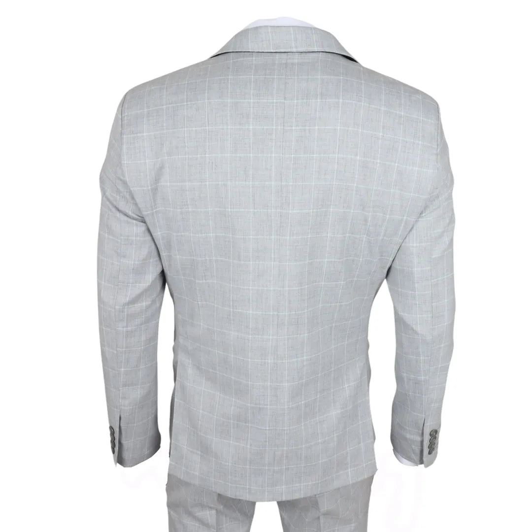 Traje de tres piezas IM3 para hombre, gris a cuadros, corte entallado.