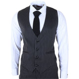 IM45 - Traje de tres piezas negro a rayas para hombre, estilo mafia