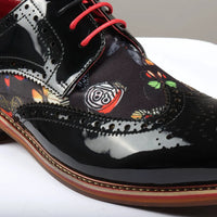 Julius - Zapatos brogue de charol con estampado de mariposas para hombre