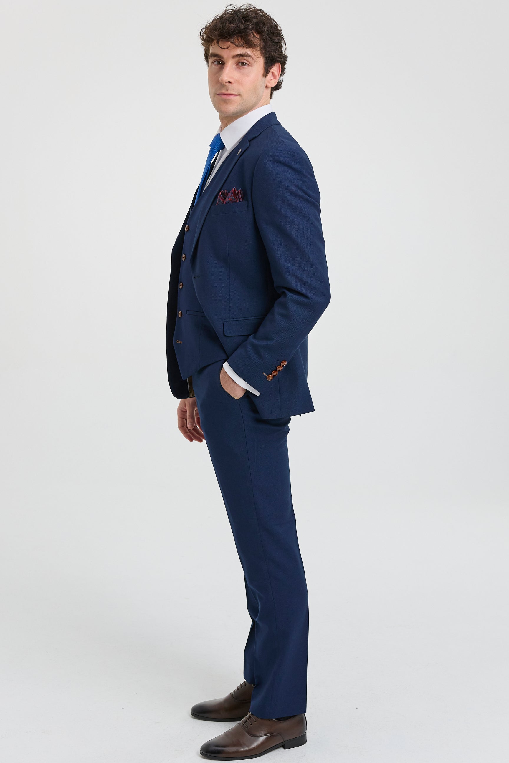 Traje de hombre azul marino de 3 piezas con ribete marrón, clásico, ojo de perdiz, vintage, para bodas y novios.