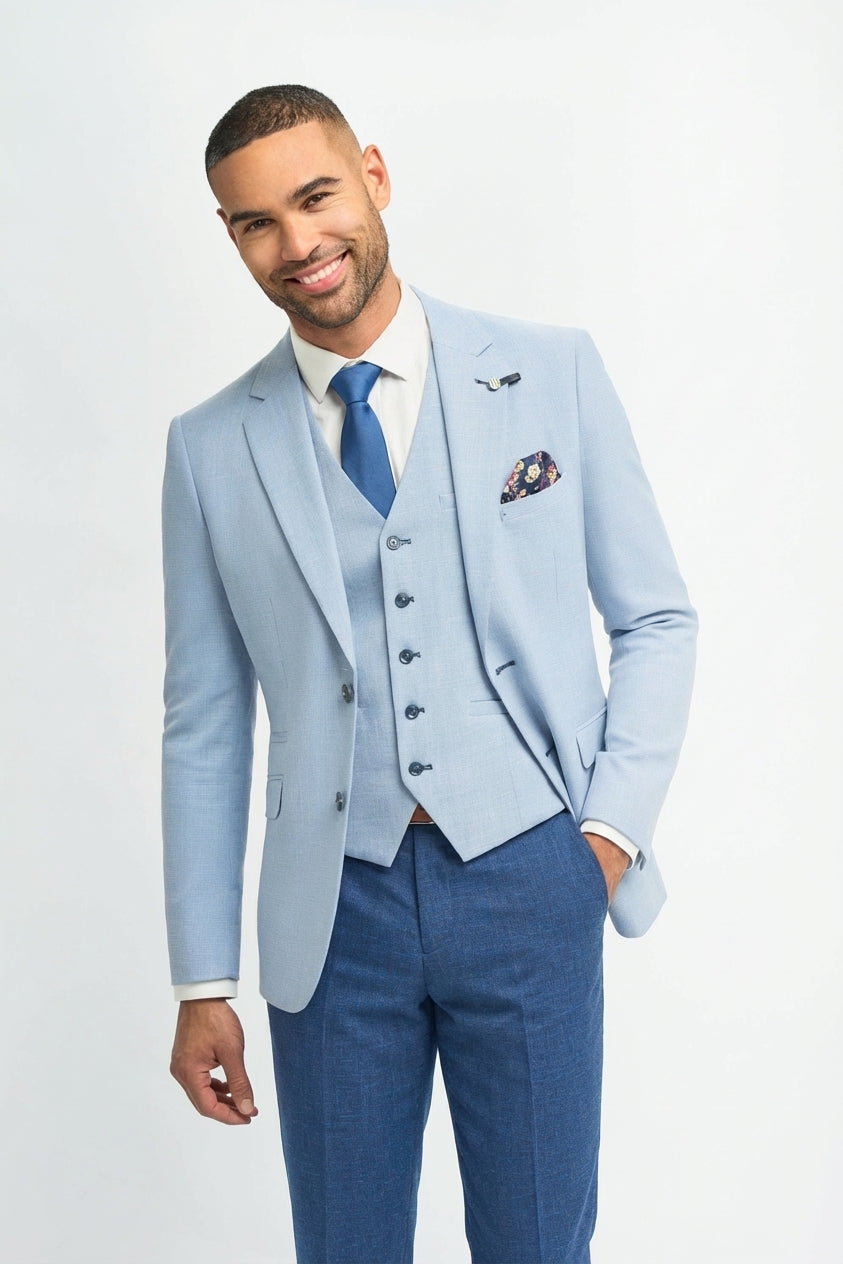 Traje de boda de verano para hombre de lino azul cielo con pantalón azul marino.