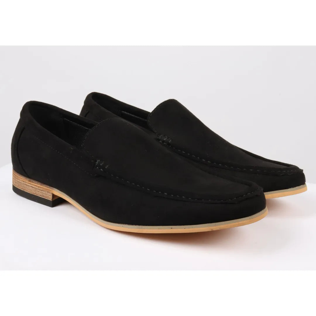 Mocasines de gamuza ligera negra para hombre, sin cordones.