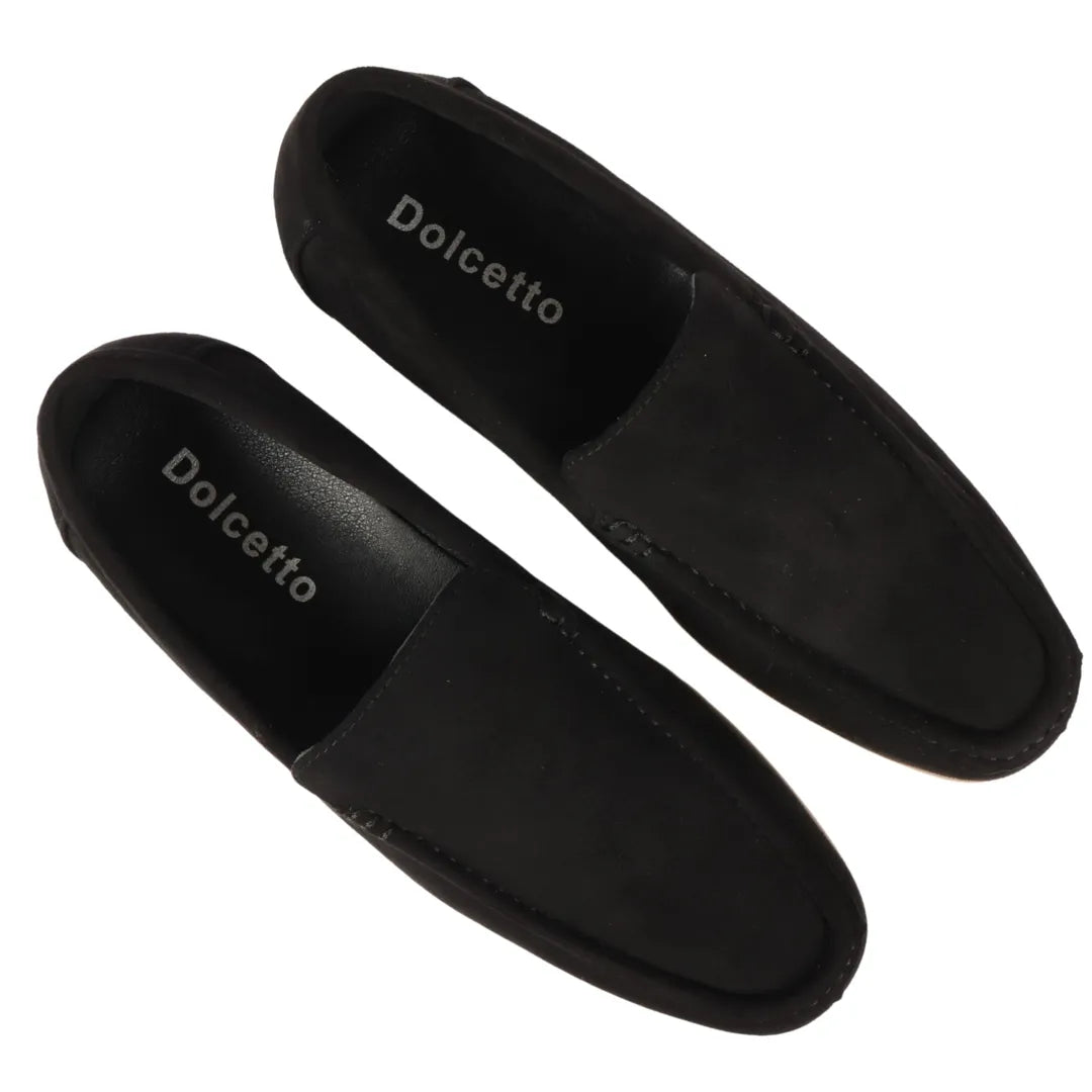 Mocasines de gamuza ligera negra para hombre, sin cordones.