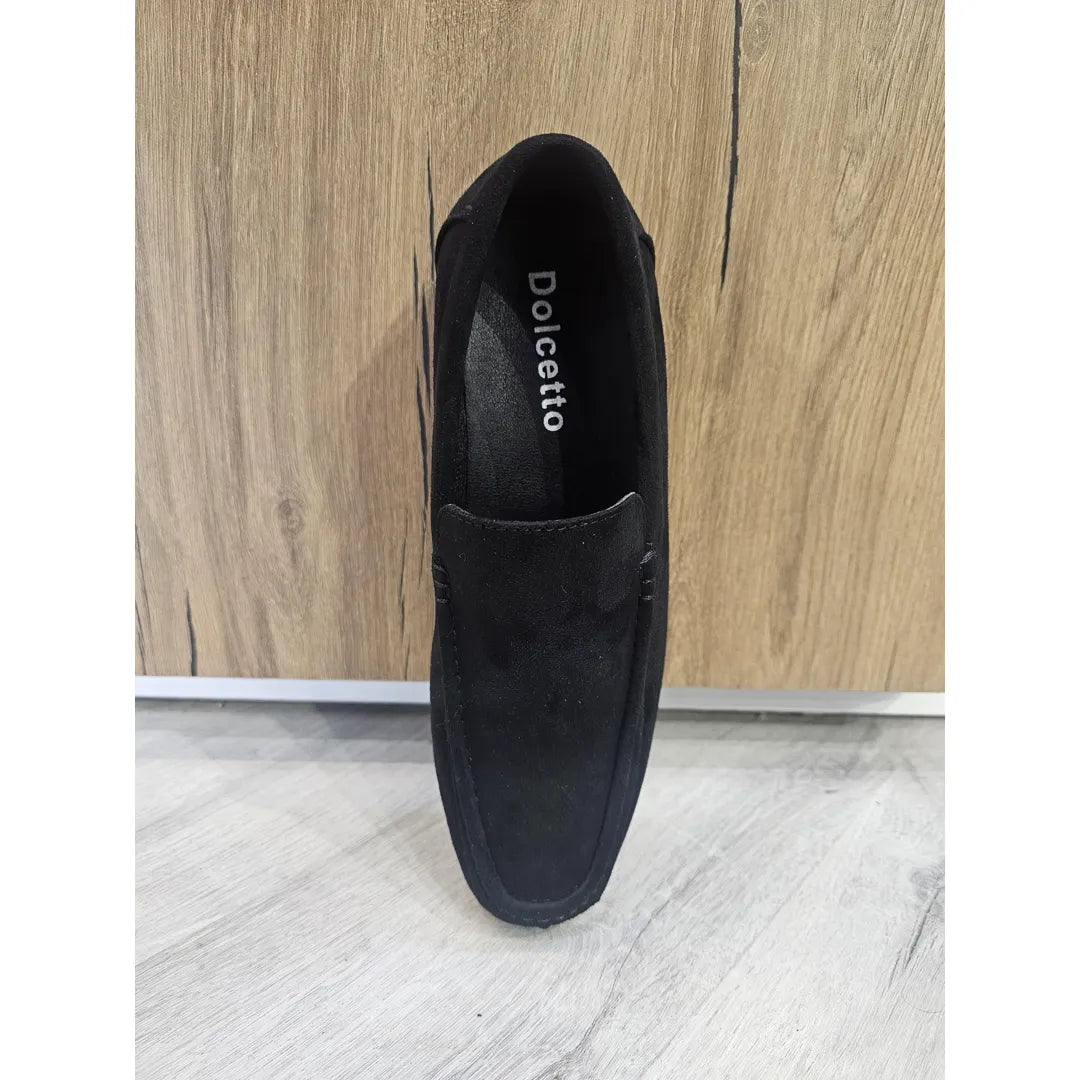 Mocasines de gamuza ligera negra para hombre, sin cordones.