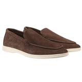 Mocasines de ante marrón para hombre, de ajuste cómodo.