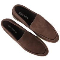 Mocasines de ante marrón para hombre, de ajuste cómodo.