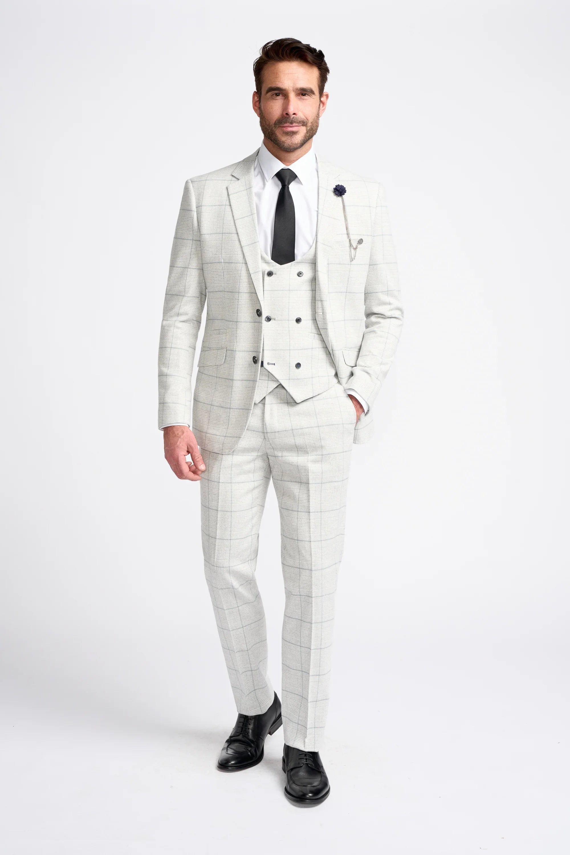 Traje de tres piezas a cuadros gris claro