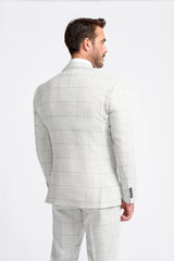 Traje de tres piezas a cuadros gris claro