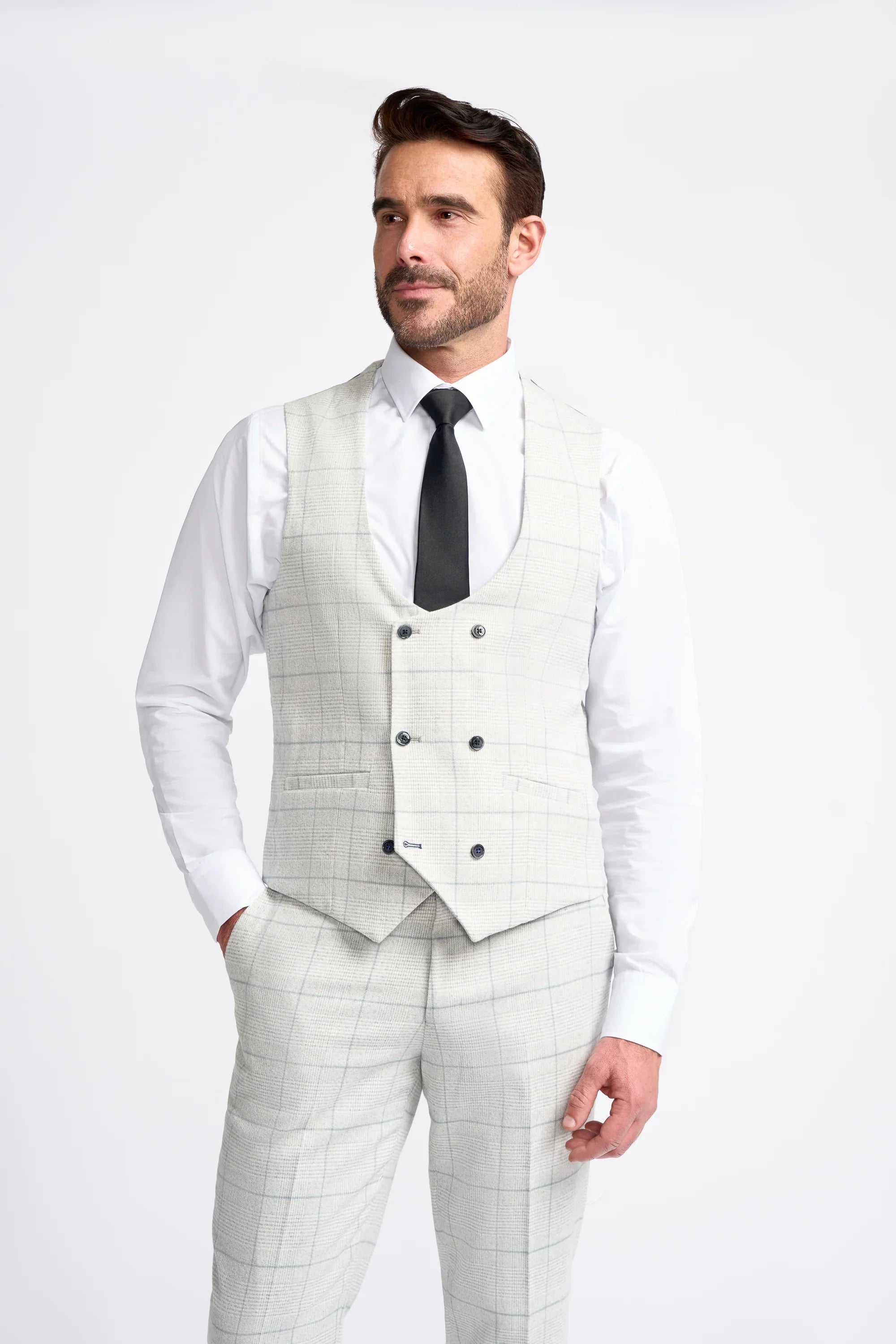 Traje de tres piezas a cuadros gris claro
