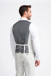 Traje de tres piezas a cuadros gris claro