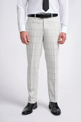 Traje de tres piezas a cuadros gris claro