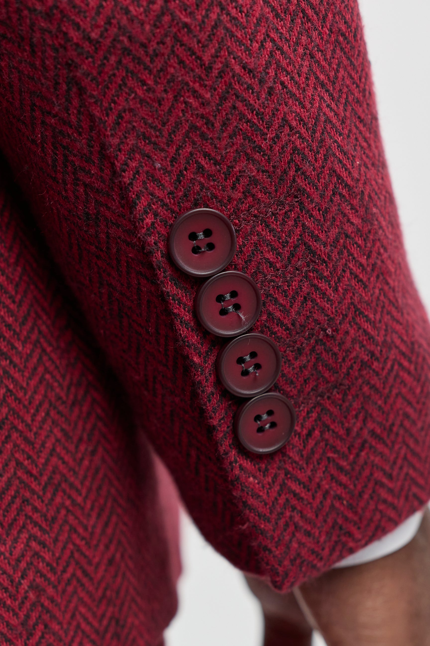 Traje de tweed de 3 piezas para hombre con estampado de espiga color vino granate - STZ11