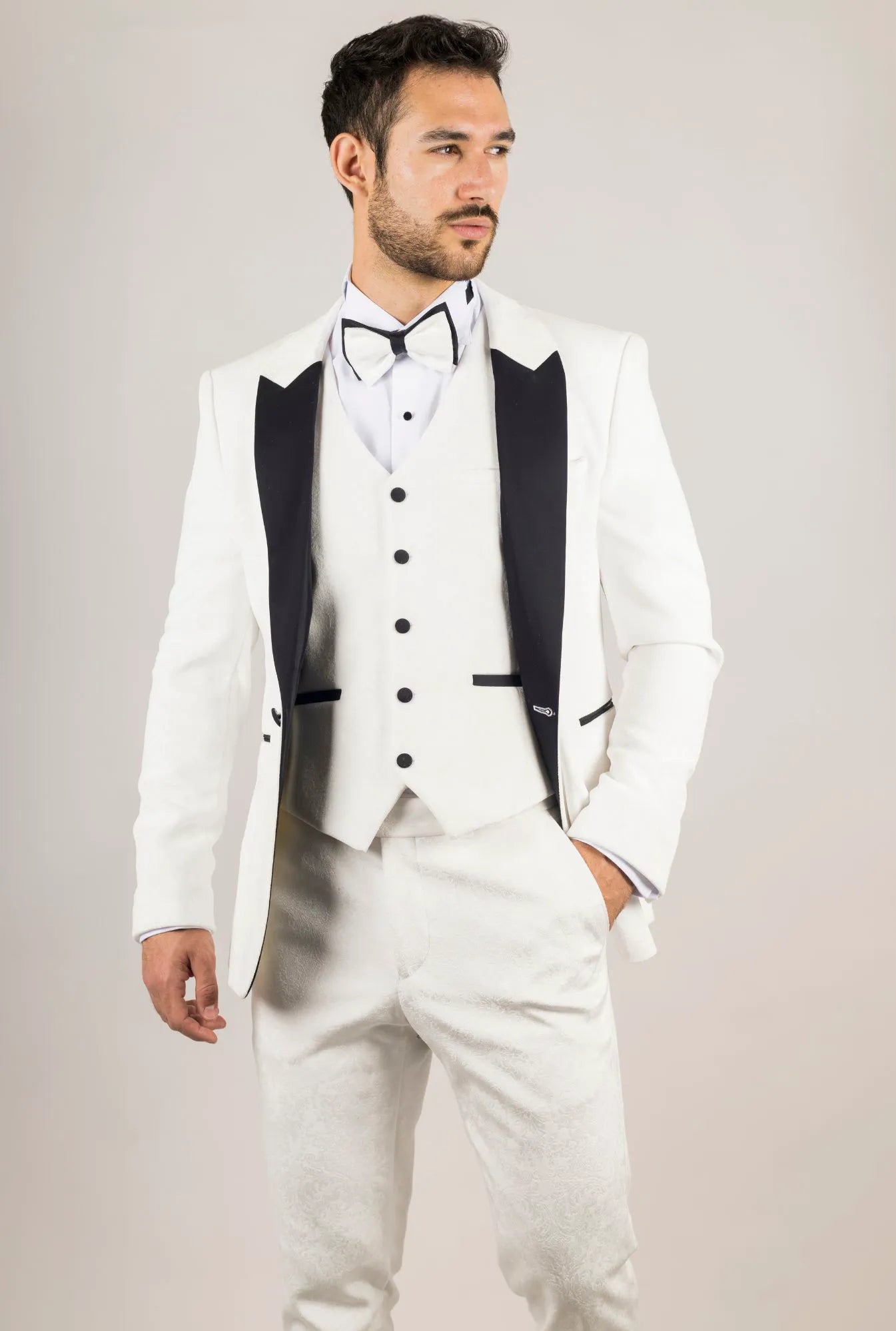 Traje de boda de terciopelo blanco de 3 piezas para hombre AK-24 con solapas negras.