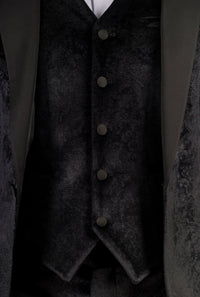 Traje de boda de tres piezas para hombre AK-26, de terciopelo negro con solapas de satén.