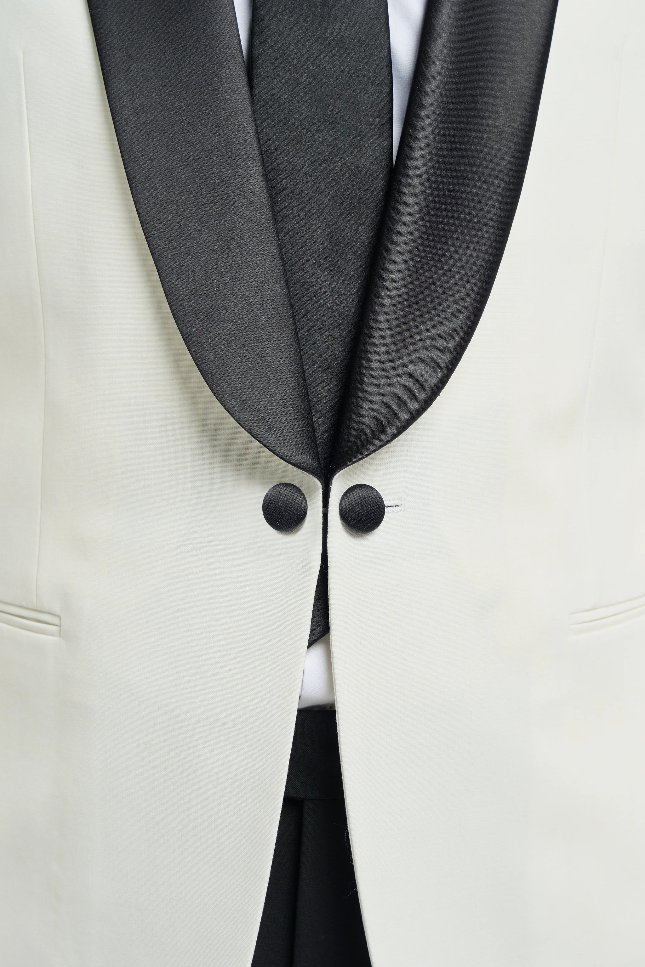 Aspen - Traje de esmoquin de dos piezas para hombre, color crema, con cuello chal.