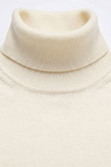 Jersey de cuello alto color crema para hombre, de suave mezcla de viscosa, manga larga, de punto.