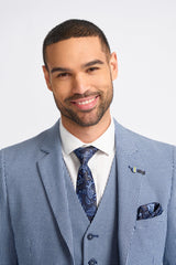 Traje de verano clásico de tres piezas para hombre de Baresi, en gris y azul marino con estampado a cuadros contrastantes.
