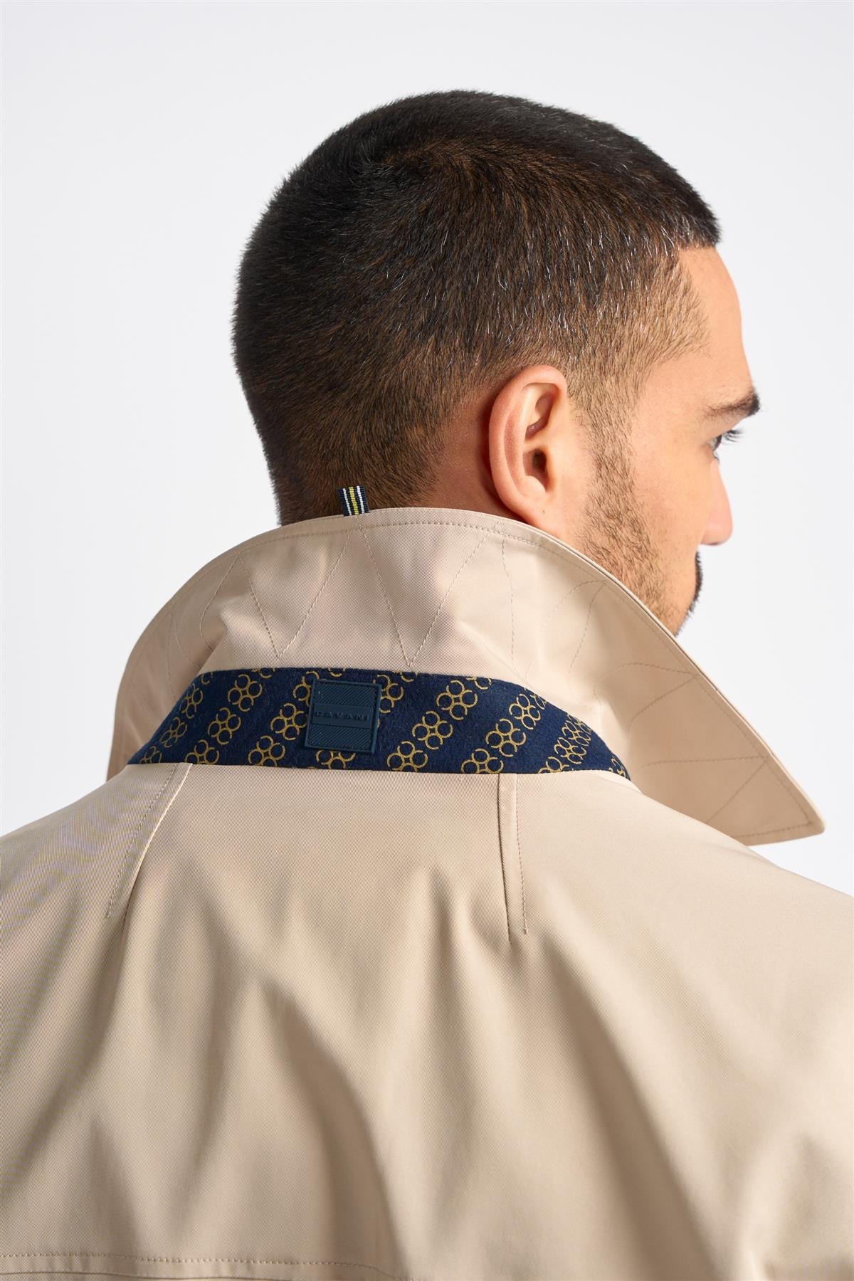 Barracuda - Gabardina clásica ligera para hombre, color beige