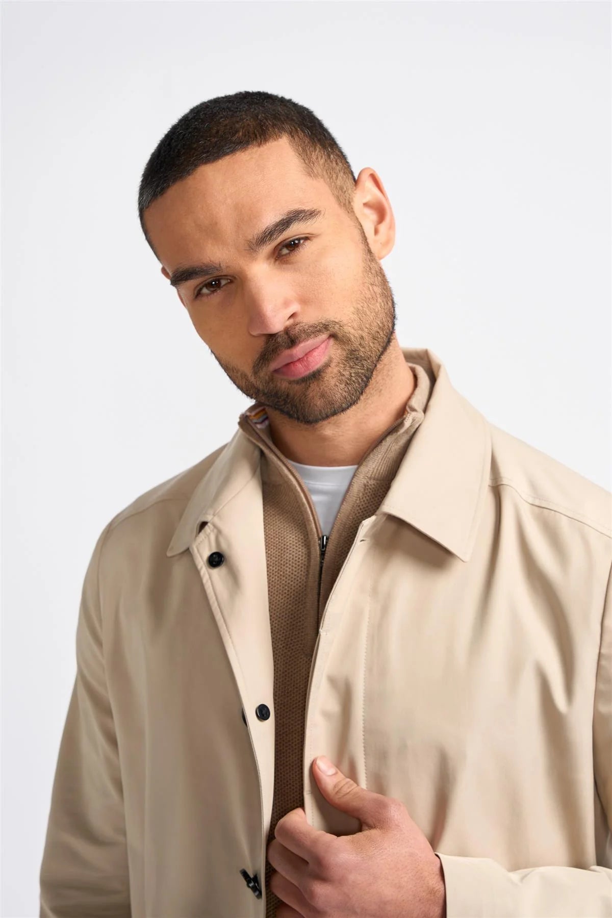 Barracuda - Gabardina clásica ligera para hombre, color beige