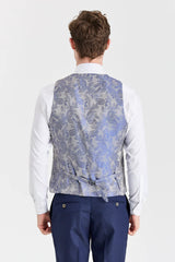 Traje azul marino Belmont con chaleco plateado Belmont en contraste.