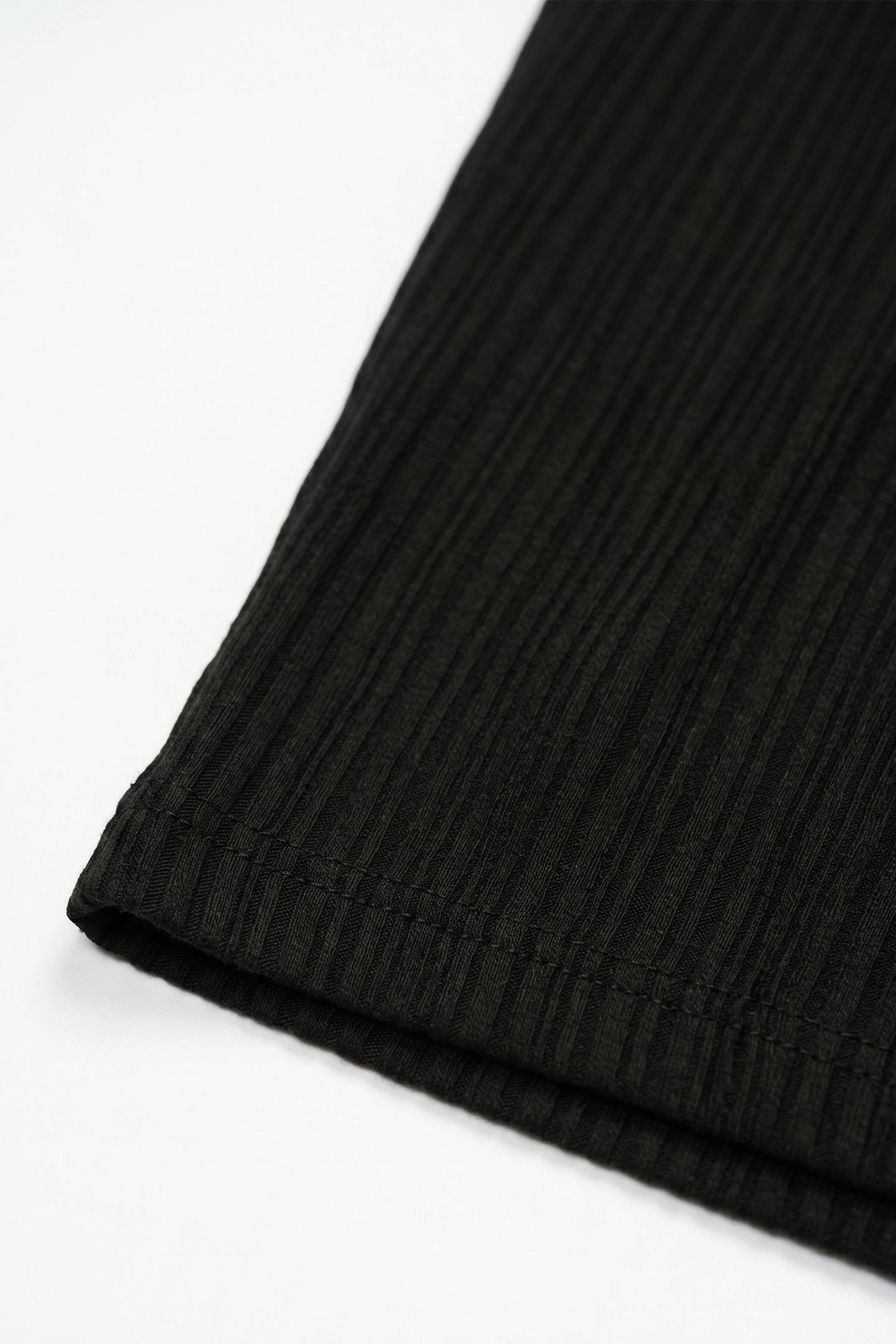 Camiseta clásica negra acanalada para hombre