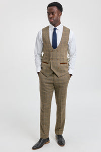Traje de hombre de 3 piezas de tweed con estampado de espiga en tonos tostados y marrones, corte entallado, doble clásico.