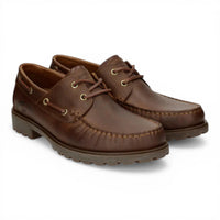 Botines bajos de piel marrón impermeables Boat C5 para hombre.